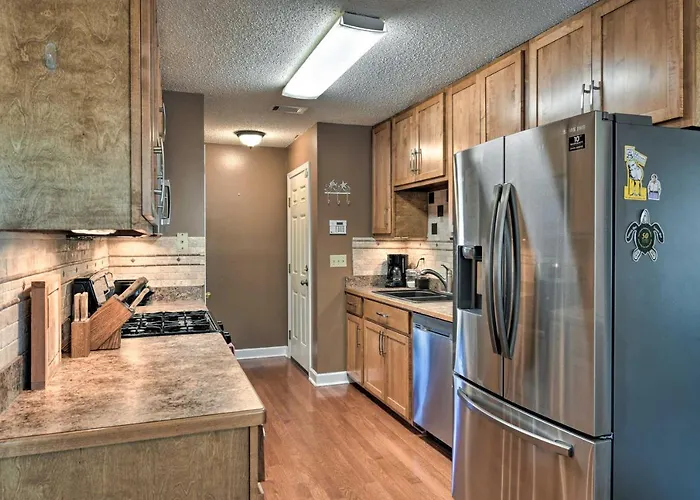 Holiday home Welcoming W/ Spacious Yard!