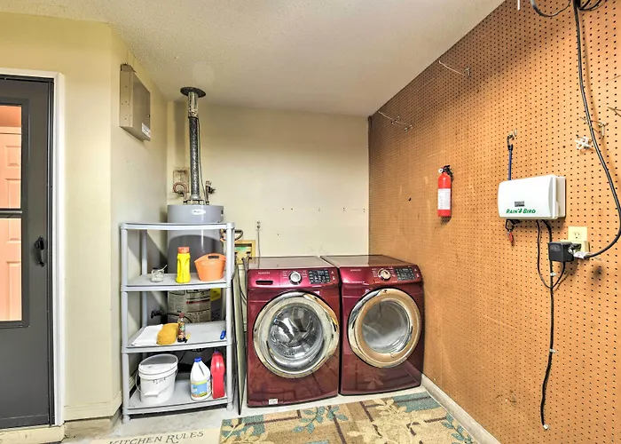 Holiday home Welcoming W/ Spacious Yard! Pensacola