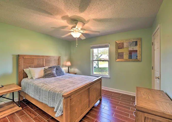 Holiday home Welcoming W/ Spacious Yard! *